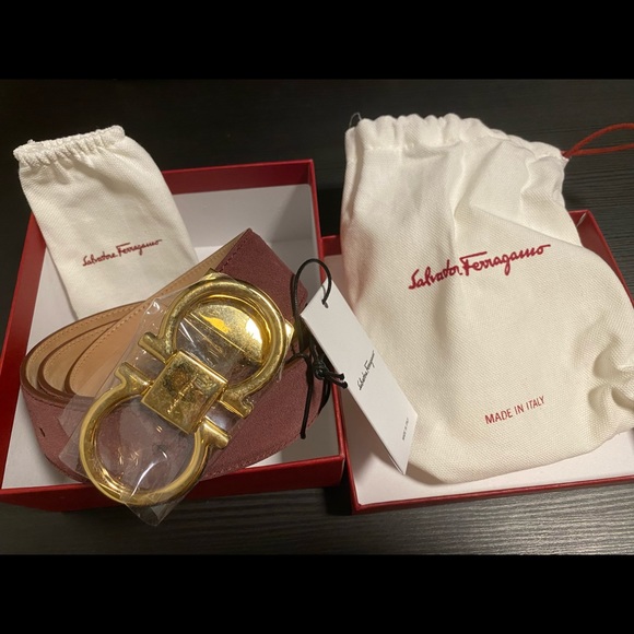 FERRAGAMO Adjustable Gancini Belt - Picture 1 of 1